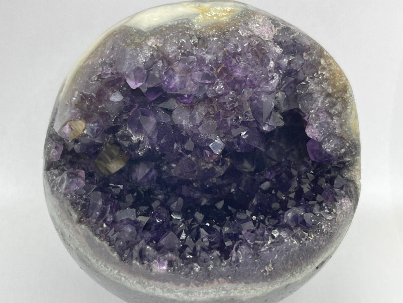 Amethyst - Druse Kugel Nr.2 - Mineralien - Kiste