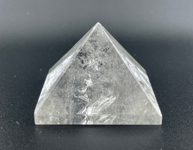Klare Bergkristall Pyramide