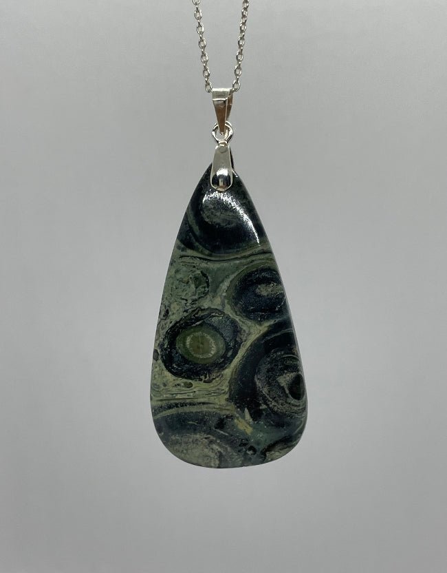 Eldarit Anhänger Nr.3 - Mineralien - Kiste