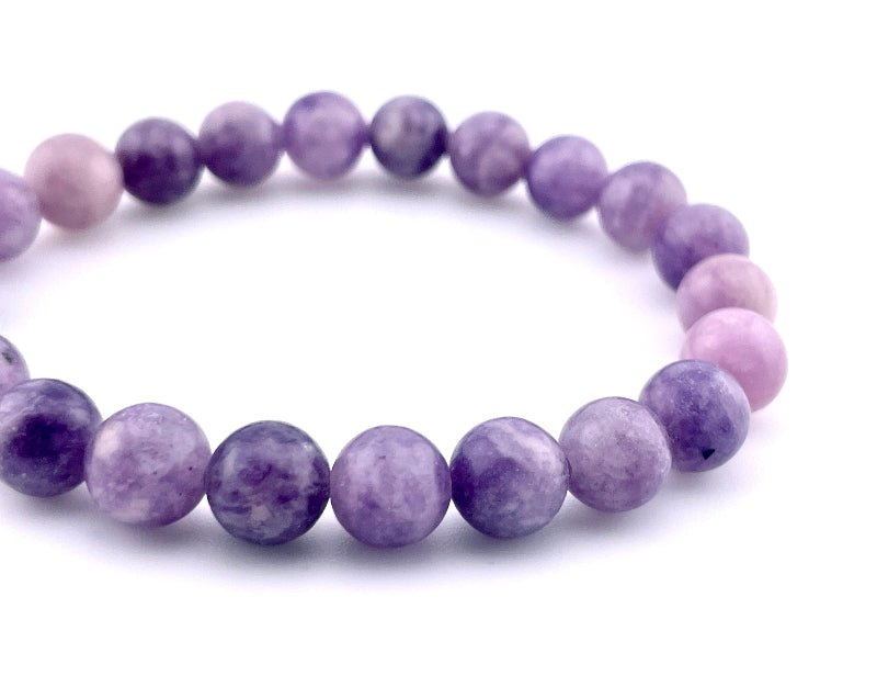 Lepidolith Armband mit 8mm großen Perlen auf elastischem Band