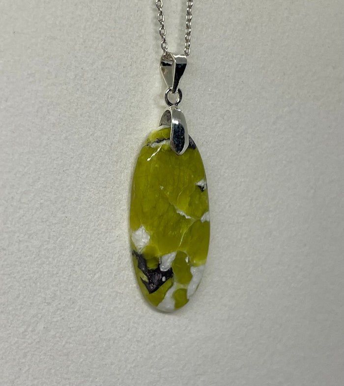 Lizardit Anhänger Nr.6 mit Silberöse in top Qualität ideal als Geschenk