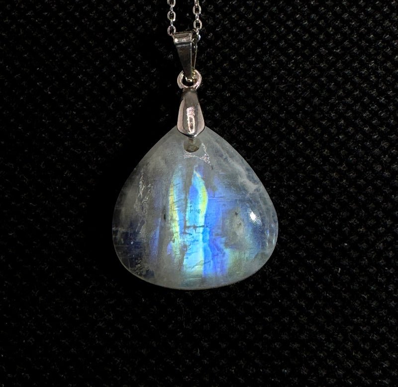 Edle Mondstein Anhänger mit Silbe925 Flash