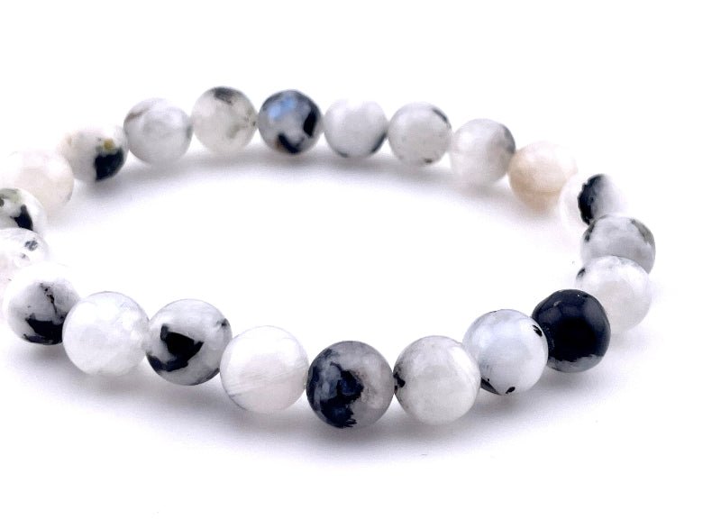 Mondstein Armband mit 8mm großen Perlen auf elastischem Band