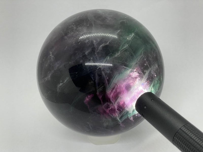 Regenbogenfluorit Kugel Edelstein bunt