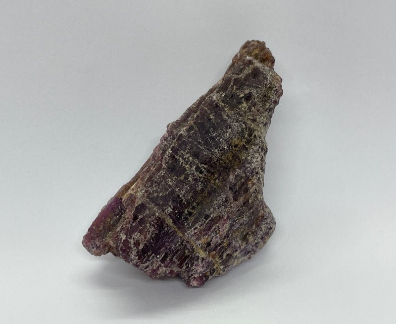 Roter - Turmalin Rohstein Nr.3 - Mineralien - Kiste