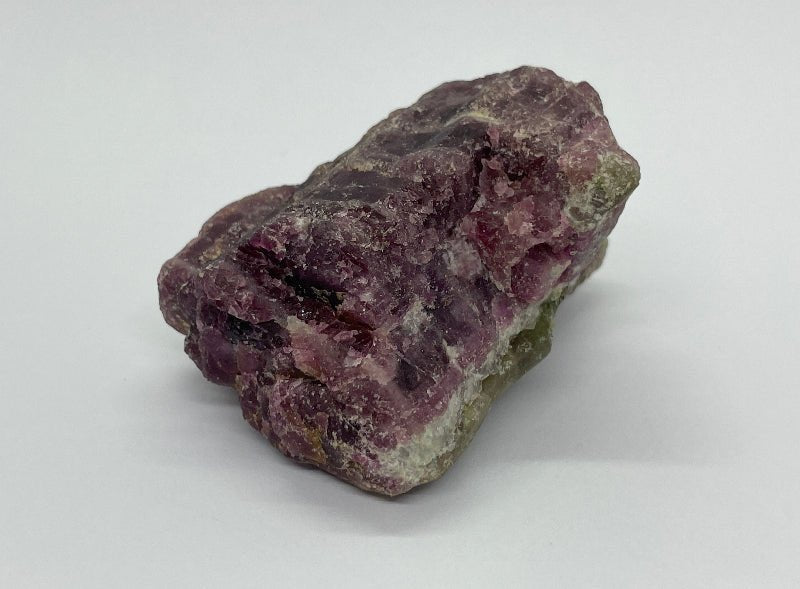 Roter - Turmalin Rohstein Nr.2 - Mineralien - Kiste