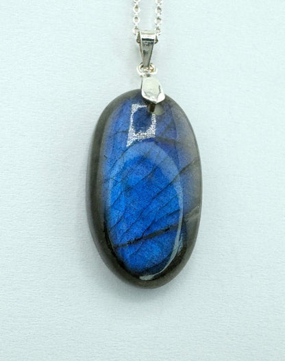 Labradorit Anhänger mit Silber