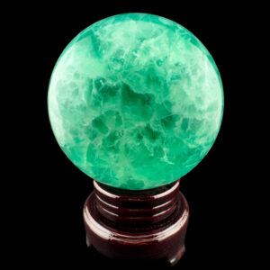 Fluorit Kugel grün poliert – Kristall für emotionale Balance
