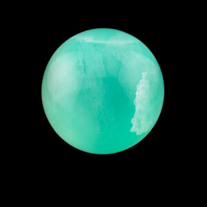 Grüne Fluorit Kugel – Dekoration und Heilstein für positive Raumenergie